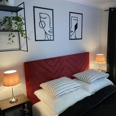 Apartament ,, Sen I Kawa" - Komfortowy Nocleg W Sercu Aglomeracji Бытом Экстерьер фото