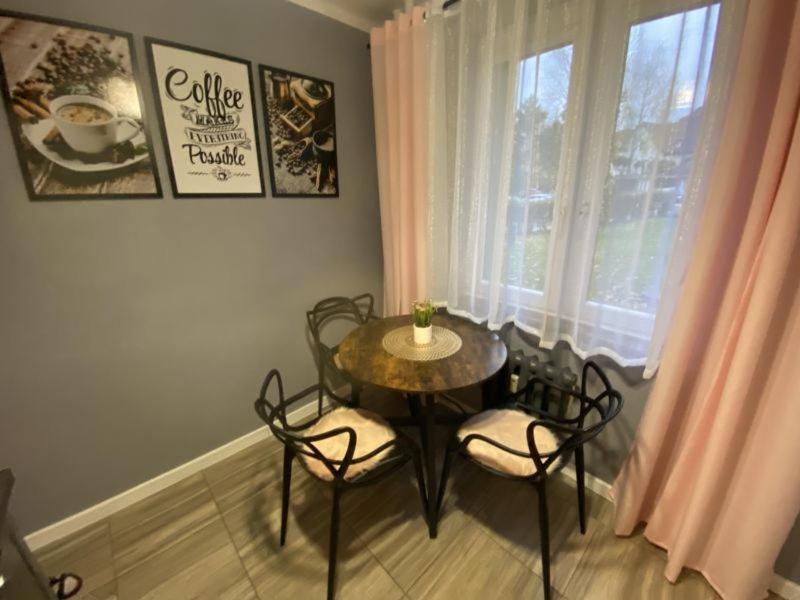 Apartament ,, Sen I Kawa" - Komfortowy Nocleg W Sercu Aglomeracji Бытом Экстерьер фото