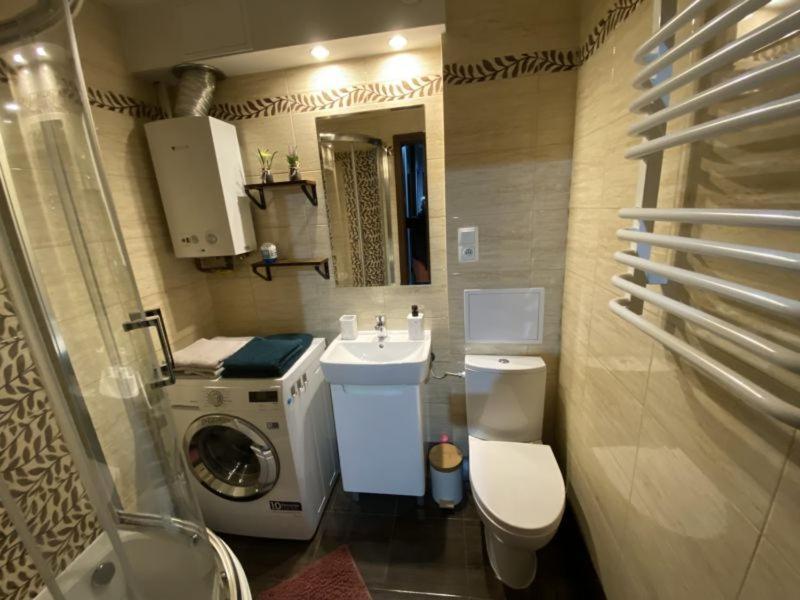 Apartament ,, Sen I Kawa" - Komfortowy Nocleg W Sercu Aglomeracji Бытом Экстерьер фото