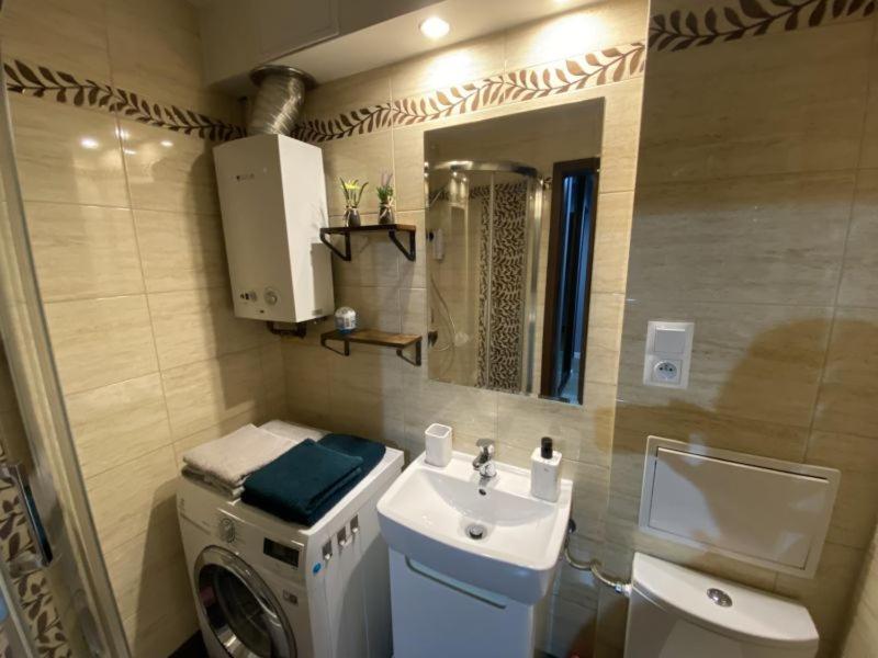 Apartament ,, Sen I Kawa" - Komfortowy Nocleg W Sercu Aglomeracji Бытом Экстерьер фото